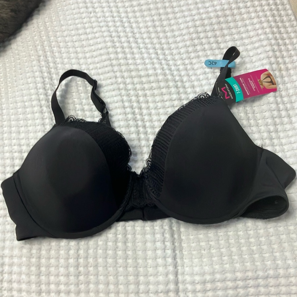 NWT Maidenform 42C bra